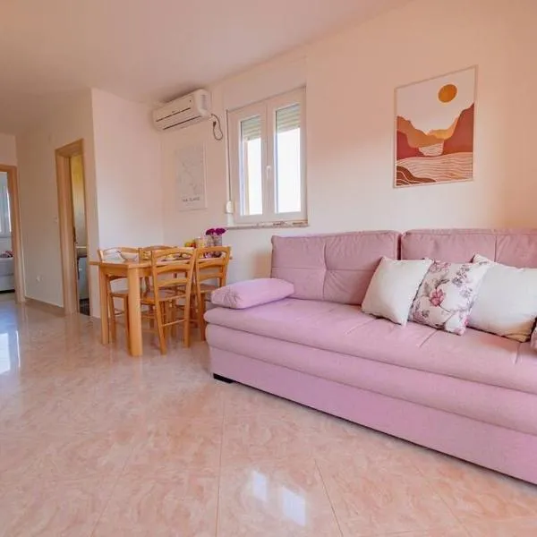 Apartment Vito, Hotel in Povljana