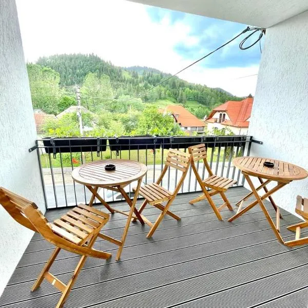 ROYAL APARTMENTS, hotel din Lunca de Sus