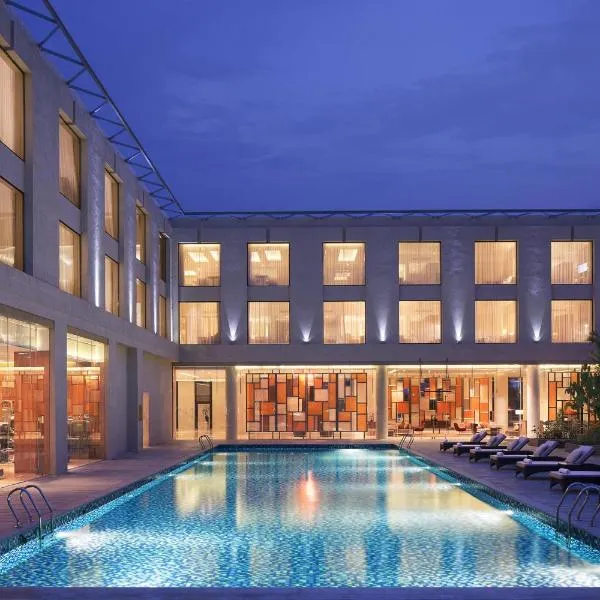 Courtyard by Marriott Kochi Airport, hotel u gradu Nedumbassery