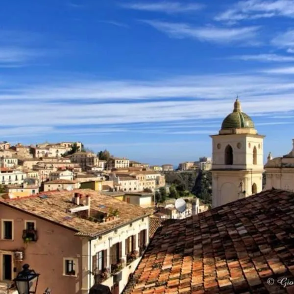 Casa & Bottega Apartments, hôtel à Cropalati