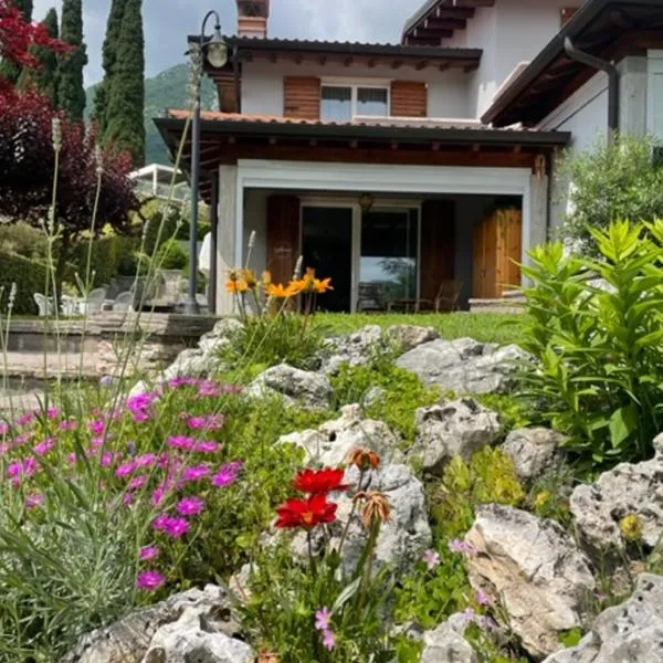 La casa in collina, hotel v destinaci Caprino Veronese