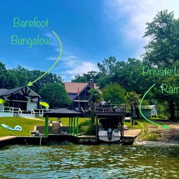 Barefoot Bungalow, hotel in Mabank