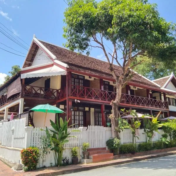 Ban Lakkham River View, hotel in Luang Prabang