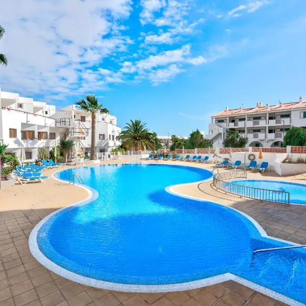 APARTAMENTOS LAGUNA AZUL, hotel in Callao Salvaje