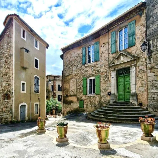La Tour de Pezene – hotel w mieście Anduze
