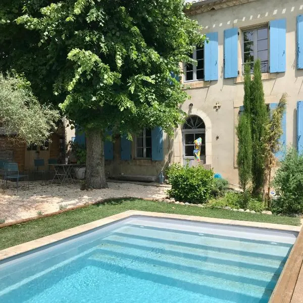 Coeur de Roses, gîte & chambre d'hôtes – hotel w mieście Alaigne