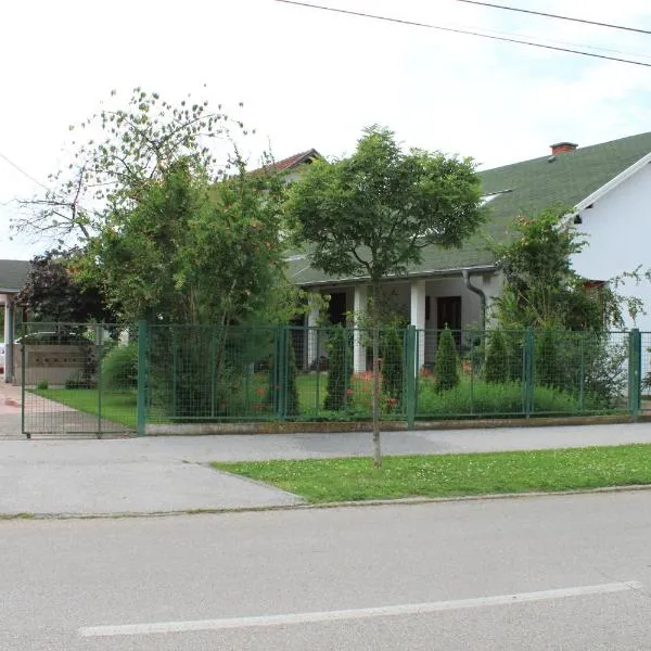 Boulevard Garden House - Free and save parking in the locked yard, hotel v destinaci Ćuprija