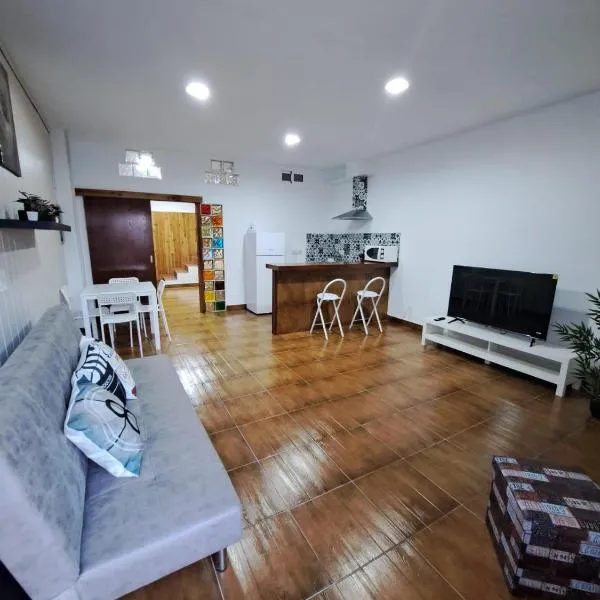 Apartamento monte dorado, hotel en Málaga