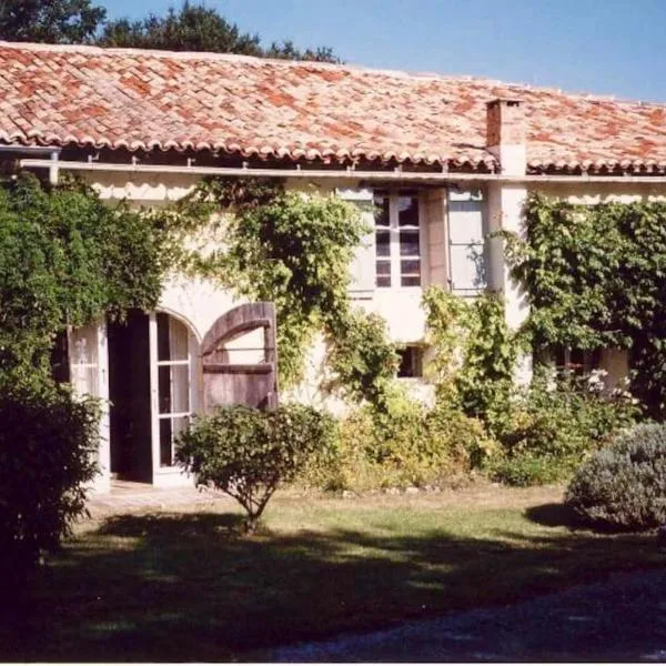 La Gaitrie Gite, hotel em Messac