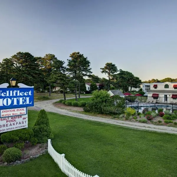 Wellfleet Motel & Lodge, hótel í North Eastham