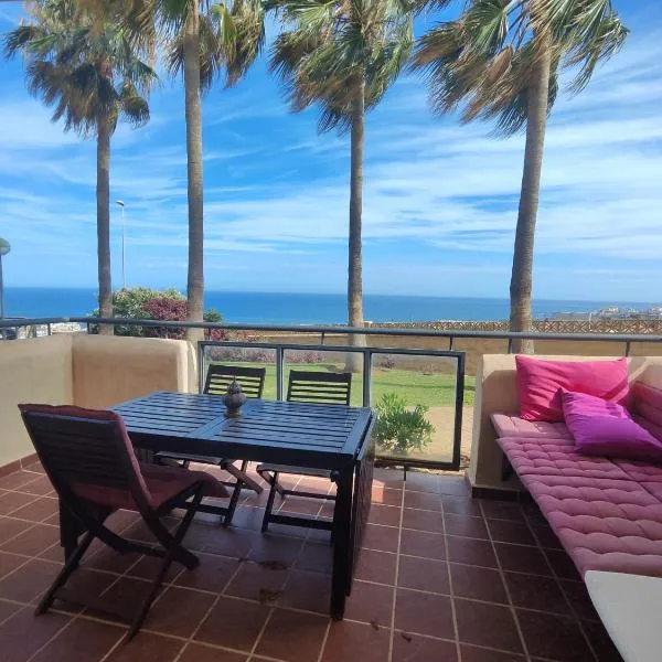 CHALET CALAMIJAS HOLIDAYS, hotel v Malaze