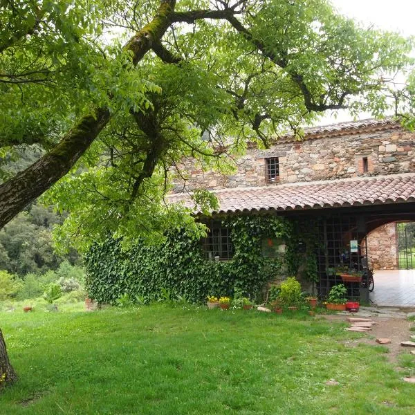 Bed and Breakfast Casanova de Sant Miquel, hotel v destinaci Aiguafreda