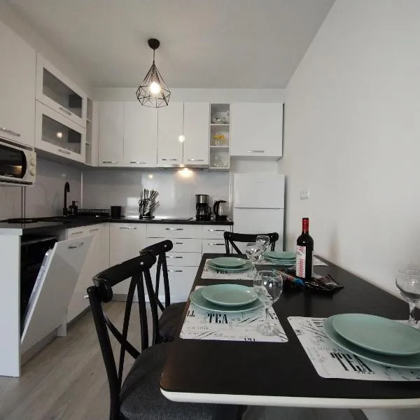 Apartament Sea Fort Club Grand Resort Fort Noks Sveti Vlas-Bastet BS, hotell i Elenite