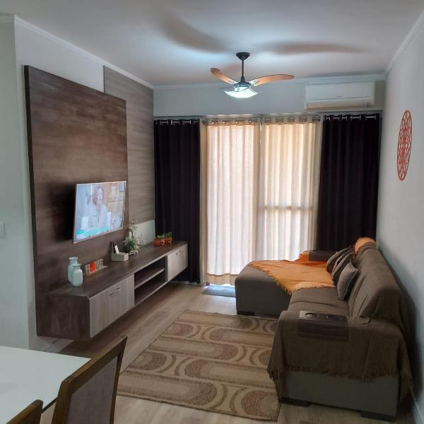 Apartamento Olímpia - 3 min do Parque Termas dos Laranjais - 2 dorms, varanda, piscina, ar condicionado, lazer completo e muito mais ! - Foto 3