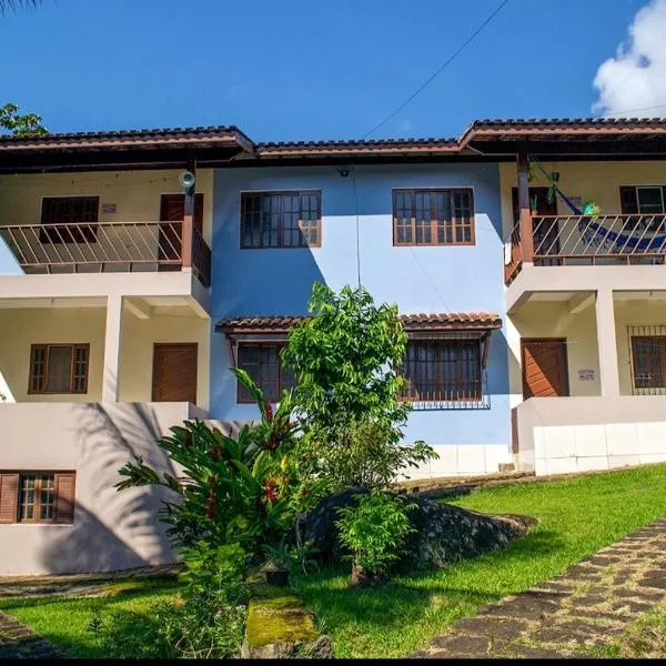 Chalés Carioca Prumirim Ubatuba, hotel v destinaci Ubatuba