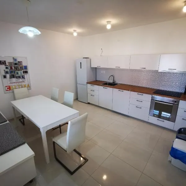 Apartman Ivana, hotel v Betine