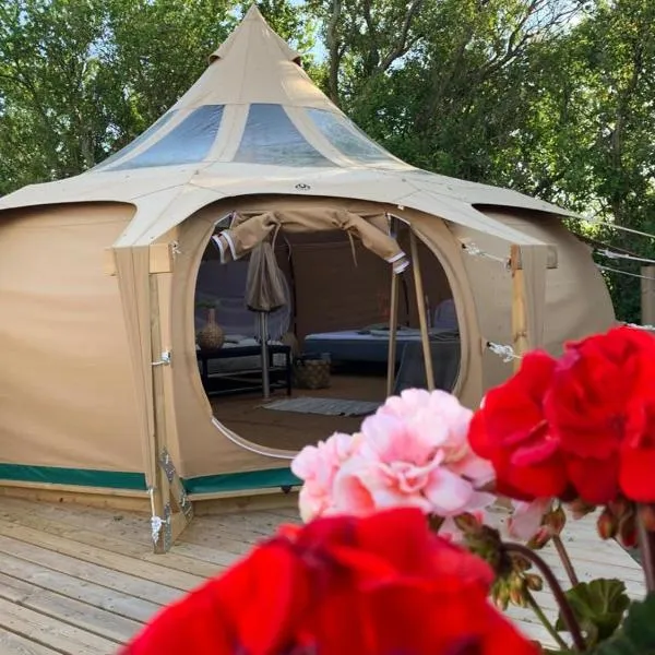 Romantic Luxus Glamping 3, hotel v destinaci Idestrup
