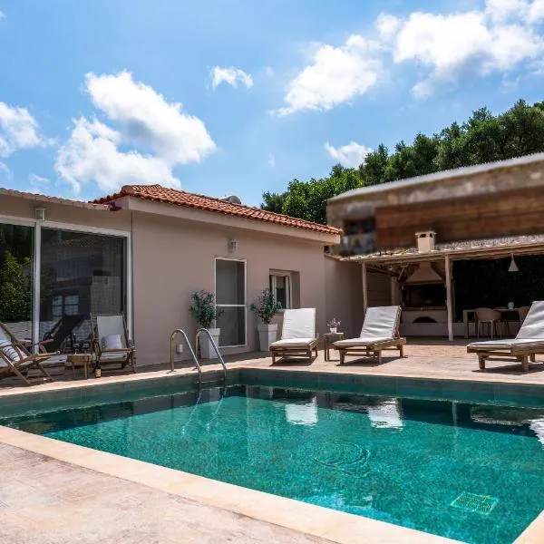 Casa Di Terra, hotel v destinaci Pigadhákia