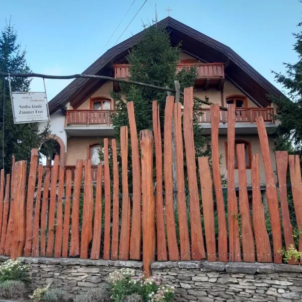 Morvai Panzió, hotel v destinaci Mogyoród