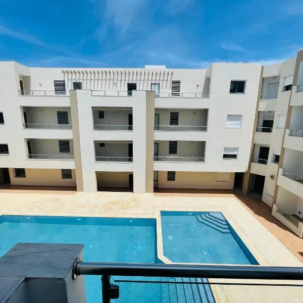 Luxus-Apartment mit Poolblick, hotel en Kelibia