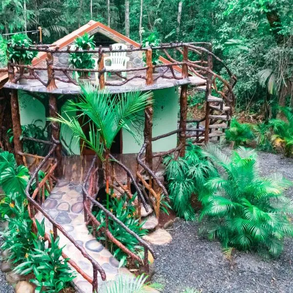 El Valle Mineral Springs, hotel v destinaci San Ramón