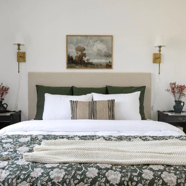 Logement 2 chambres spacieux Lit King Verdun parking gratuit, hotel di Valence