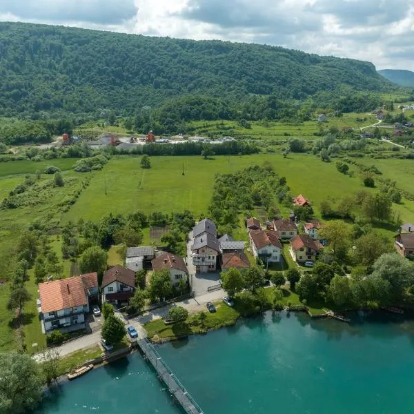 Amina River Apartment, hotel in Dubovsko