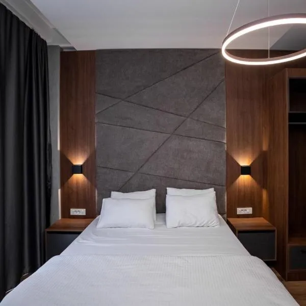 GRIFFON BAR FOOD APARTMENTS, hotel v destinaci Struga