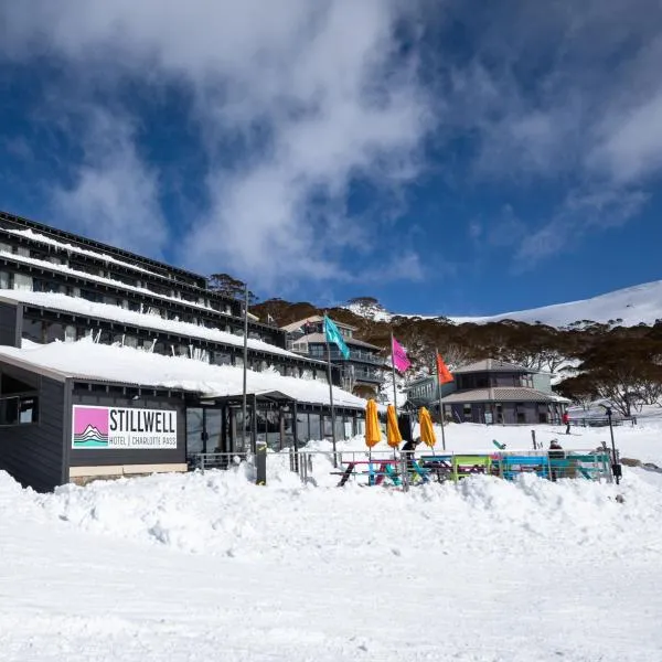 Stillwell Hotel: Charlotte Pass şehrinde bir otel