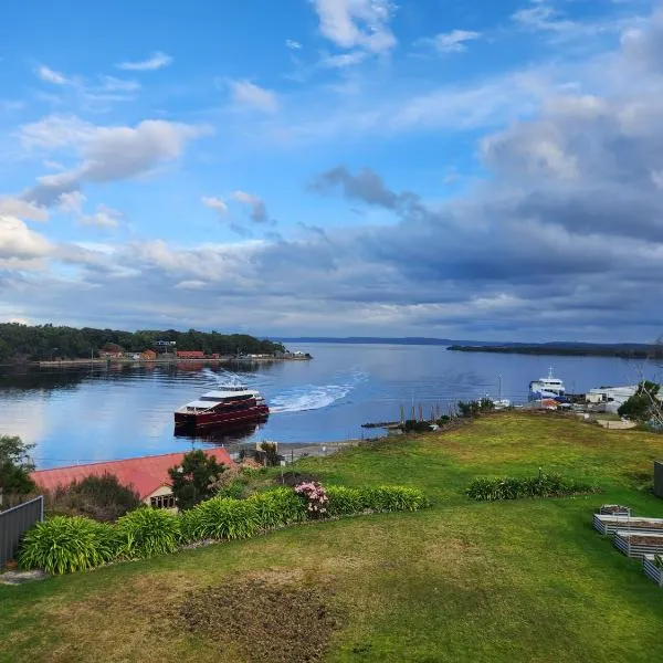 Bayviews, hotel di Strahan
