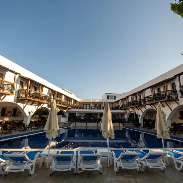 Costa Bitezhan Hotel - All Inclusive, hotel v destinaci Bitez