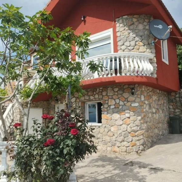 WOODSTONE APARTMAN, hotel v destinácii Moračica