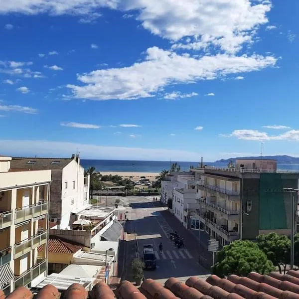 Apartamento Victoria, 300 m de la playa y de parking publico en la playa,100 m centro, hotel v destinácii L'Estartit
