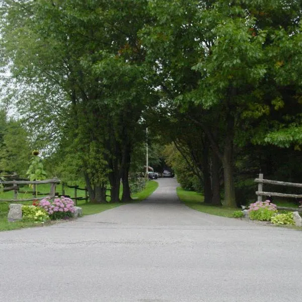 Viesnīca Inn on the Moraine pilsētā Schomberg