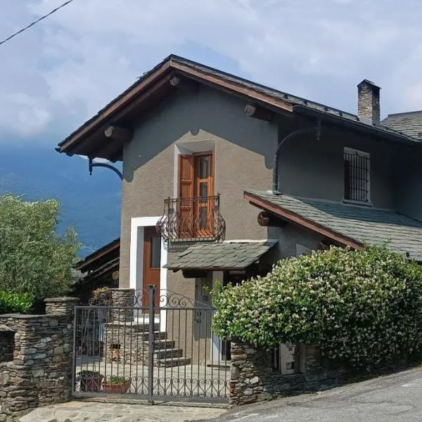ROSINA HOUSE e CHALET, hotel in Colico