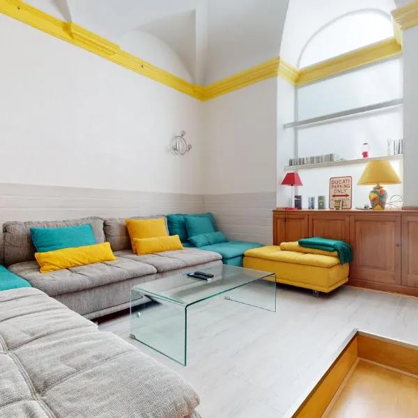 Charming 2 Bedroom Haven Steps Away from Prince's Palace, hotel in Monte Carlo