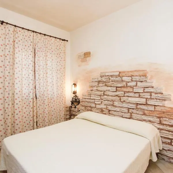 La casa dell'olivastro, hotel v destinaci Agrustos