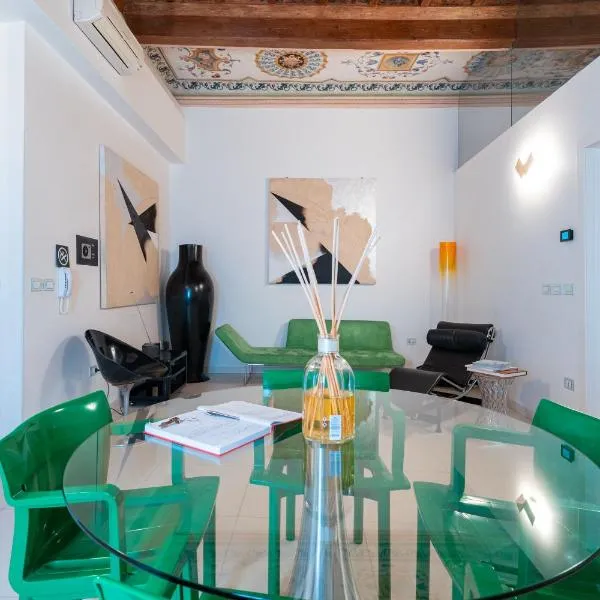 Delle Scienze 11, hotel v destinaci Ferrara