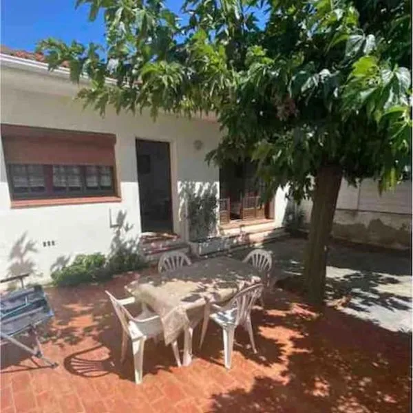 Maison proche plage, hotel v destinácii Canet-en-Roussillon