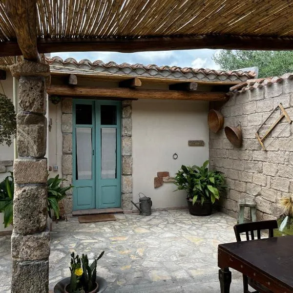 Graziosa stanza campidanese Su terzu, hotell sihtkohas Oristano