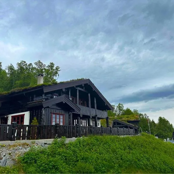Roalden Mountain Lodge: Brunstad şehrinde bir otel