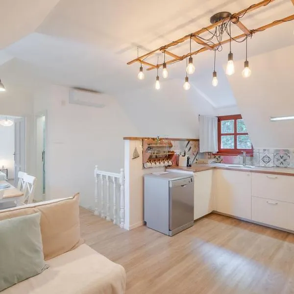 Kékmadaras Vendégház Tihany, hotel in Tihany