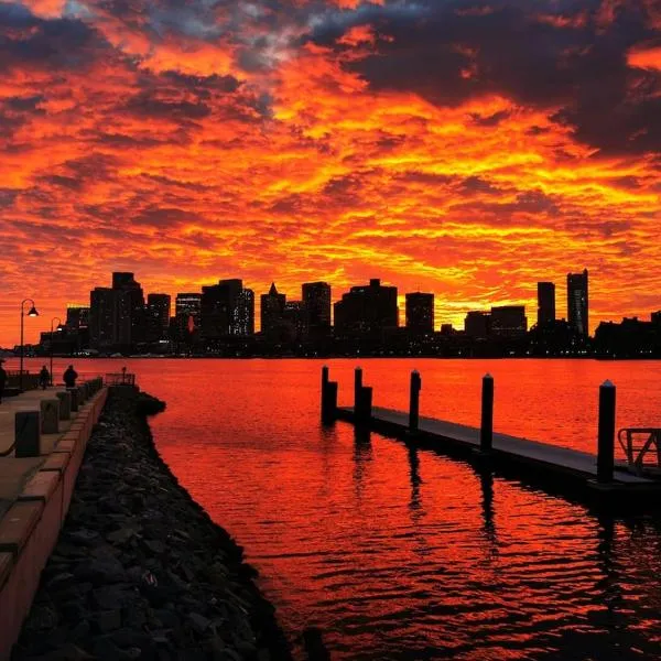 Location+Comfort+Convenience, khách sạn ở Boston