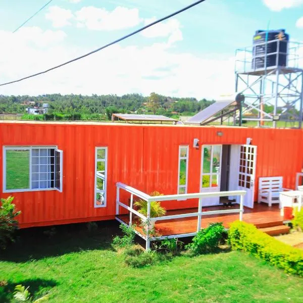 The Red Container-Off Grid, hotell i Ngong