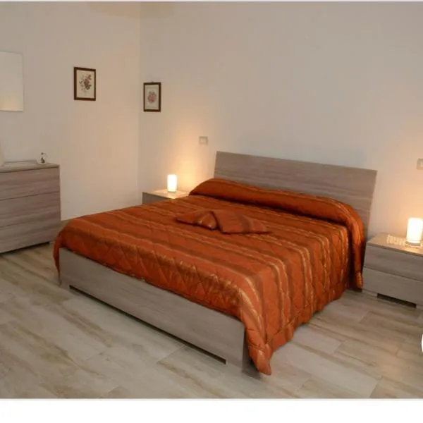 Appartamento a 2,5 da Lecce, hotell i Merine