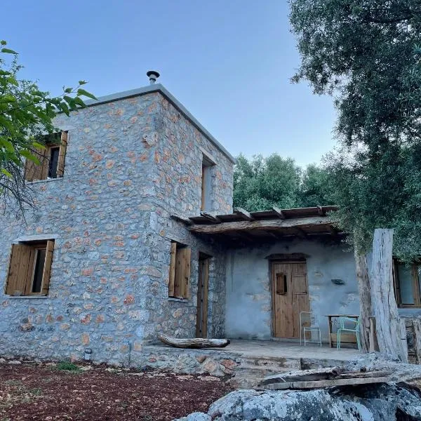 Petres old village house, hotel v destinaci Áyios Ioánnis