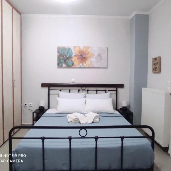 Nafplio BREEZE Άνετη διώροφη κατοικία από 4 έως 9 επισκέπτες, hotel sa Amarianos