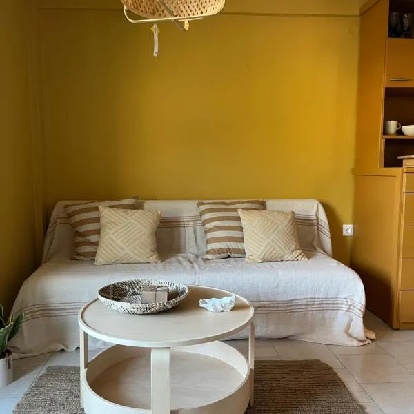 Costal apartment, hotel Glifádában