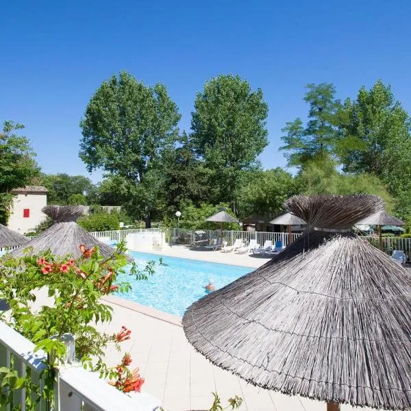 Camping Le Mas de Reilhe, hôtel à Crespian