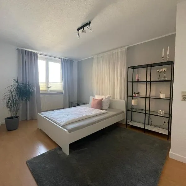 WH-Immobilien:Citynah mit Balkon, hotel in Hannover